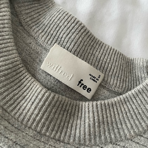 Wilfred crop sweater - Picture 2 of 3